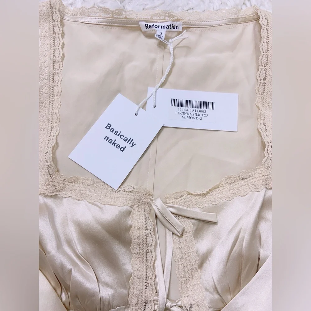 NWT Reformation Lucinda Silk Top in Almond